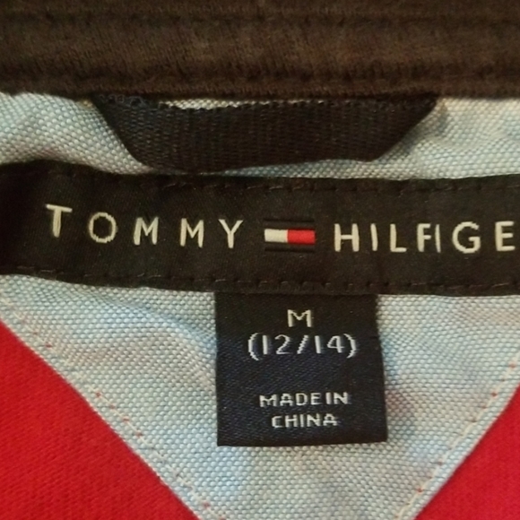 🌻3/$20🌻Tommy Hilfiger sweatshirt kids - Picture 3 of 4